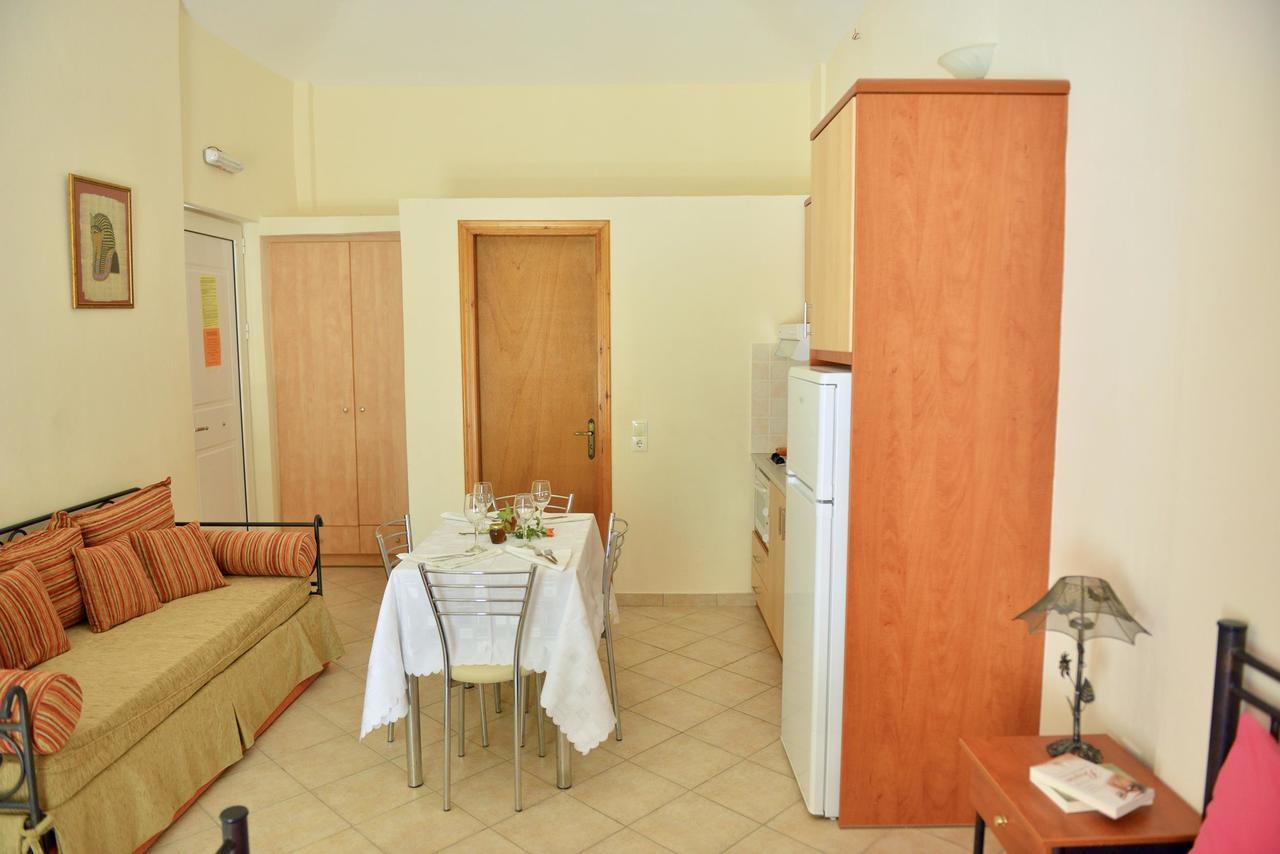 Aparthotel Korali Almiropótamos Zewnętrze zdjęcie
